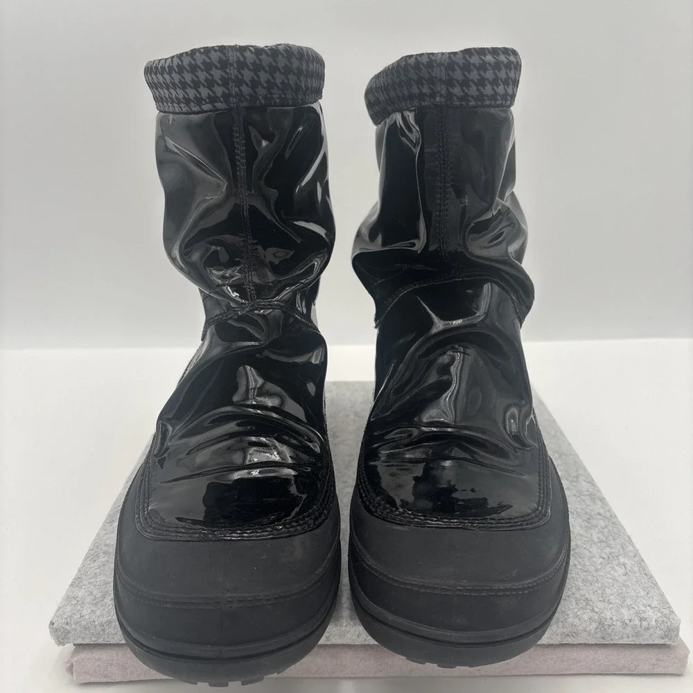 Nike Boots Aegina Mid ACG 454400 002 Womens US 7 Winter Water Resistant 2011 EUC